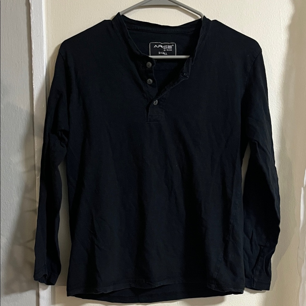 Arise Women's Black Long Sleeve Tee